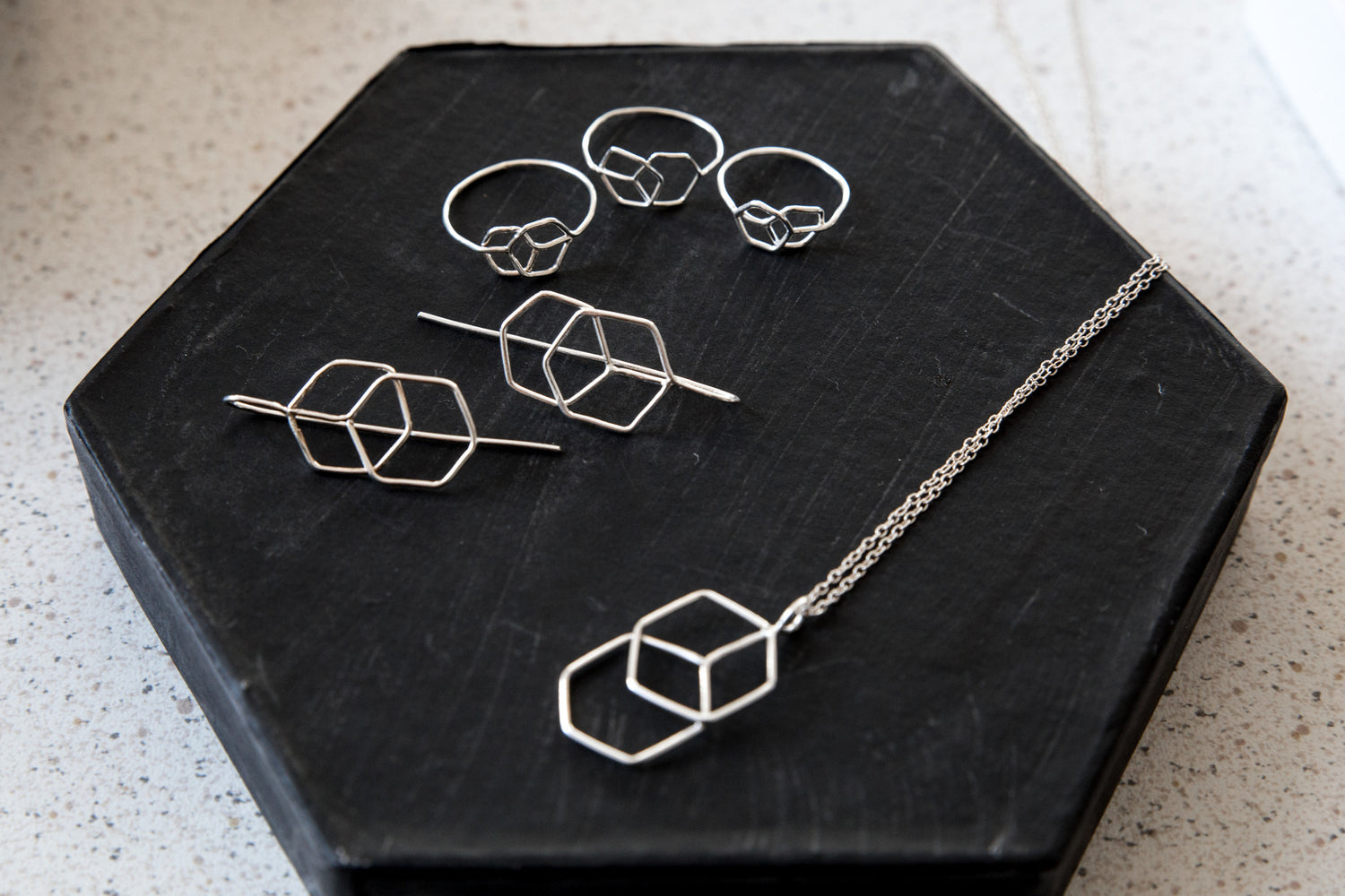 Hexagone